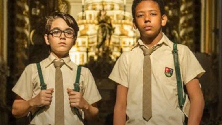 Постер бразильского сериала «Если я сейчас закрою глаза»